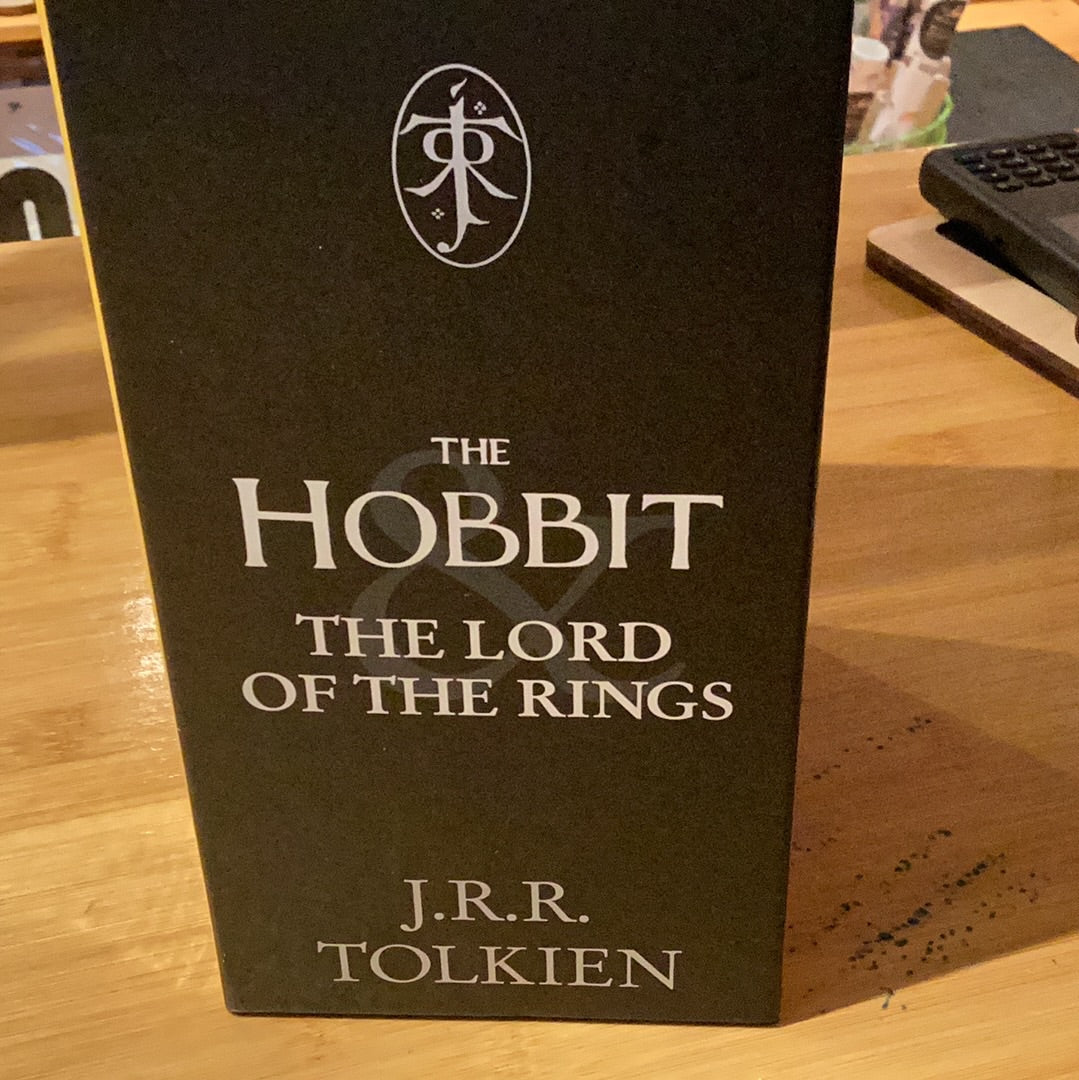 The Hobbit & The Lord of the Rings (Box Set) - Agricola Street Books