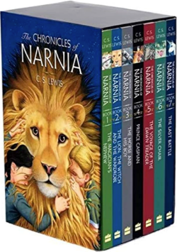 The Chronicles of Narnia Box Set + Trivia Book
