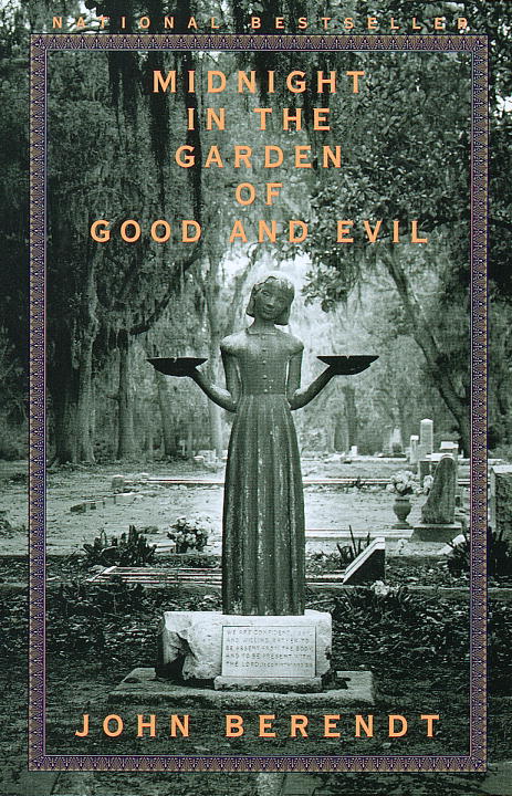 Midnight in the Garden of Good and Evil - Agricola Street Books