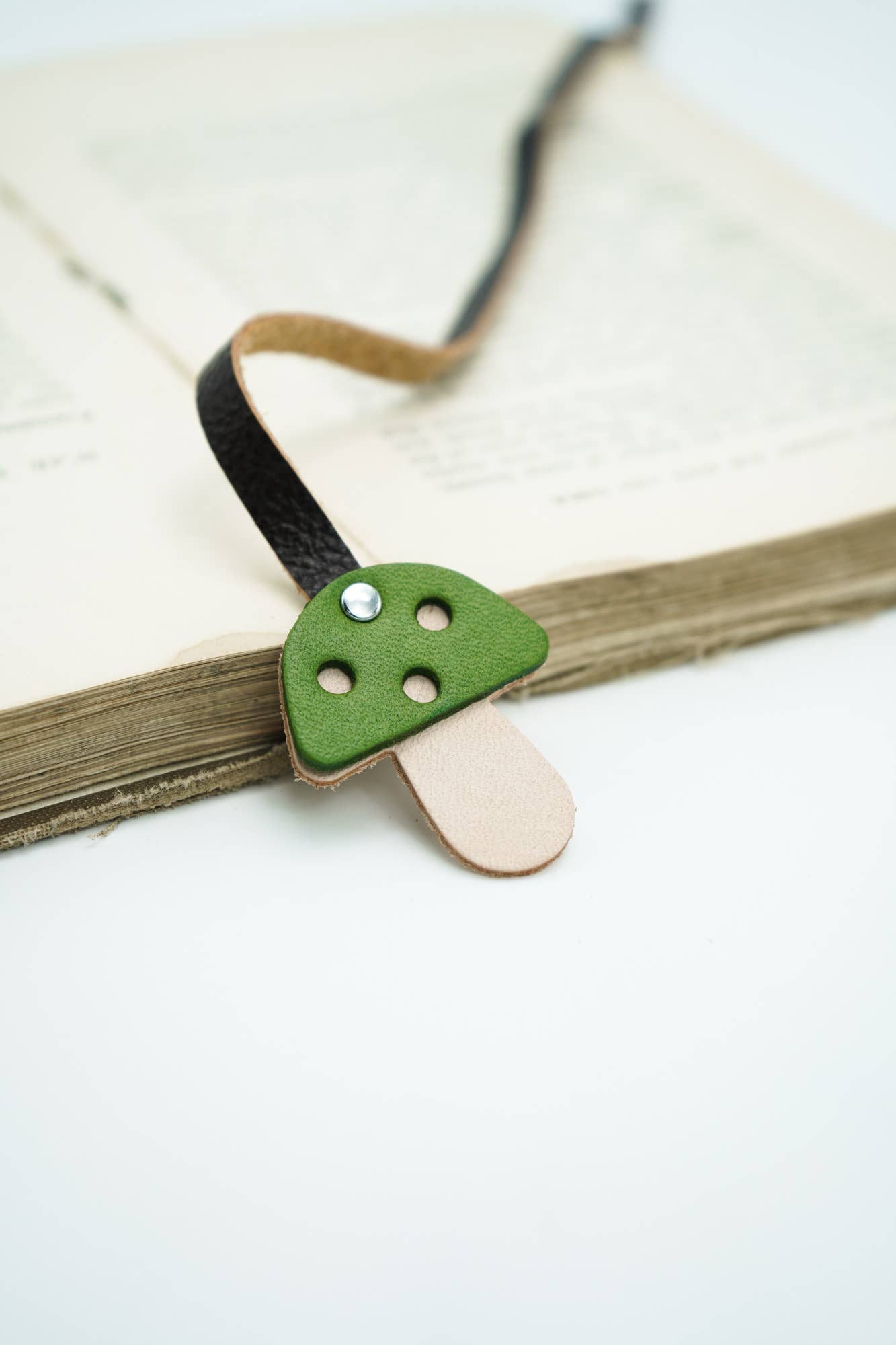 Mushroom Bookmark: Purple