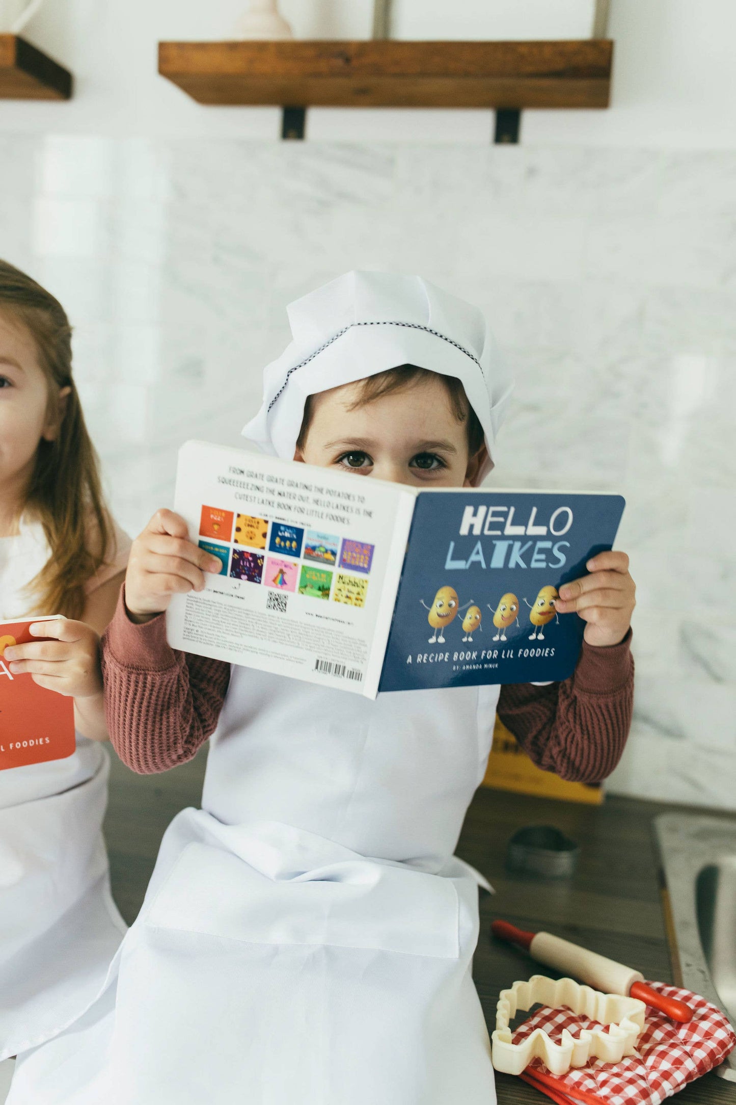 Doodle Paw Press - Hello Latkes! A Board Book for Lil Foodies