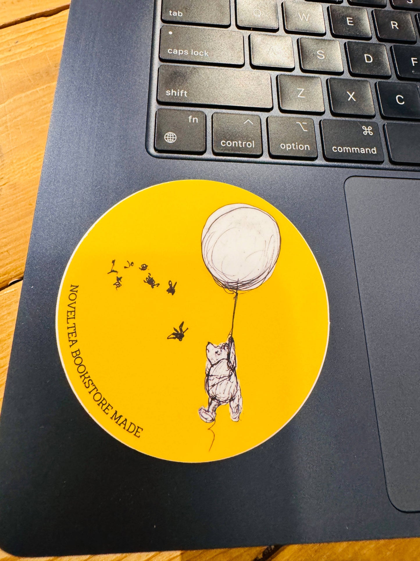 NovelTea Bookstore & Gifts - Winnie and Bees Vinyl Sticker - Agricola Street Books
