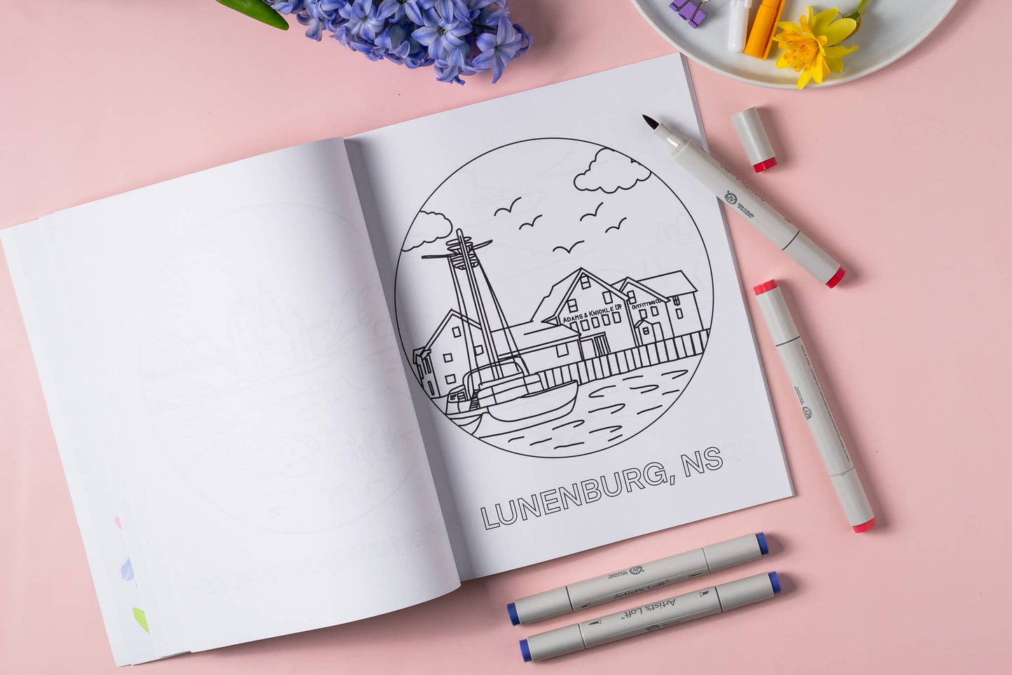 Jaybee Design - Oh Canada Colouring Book