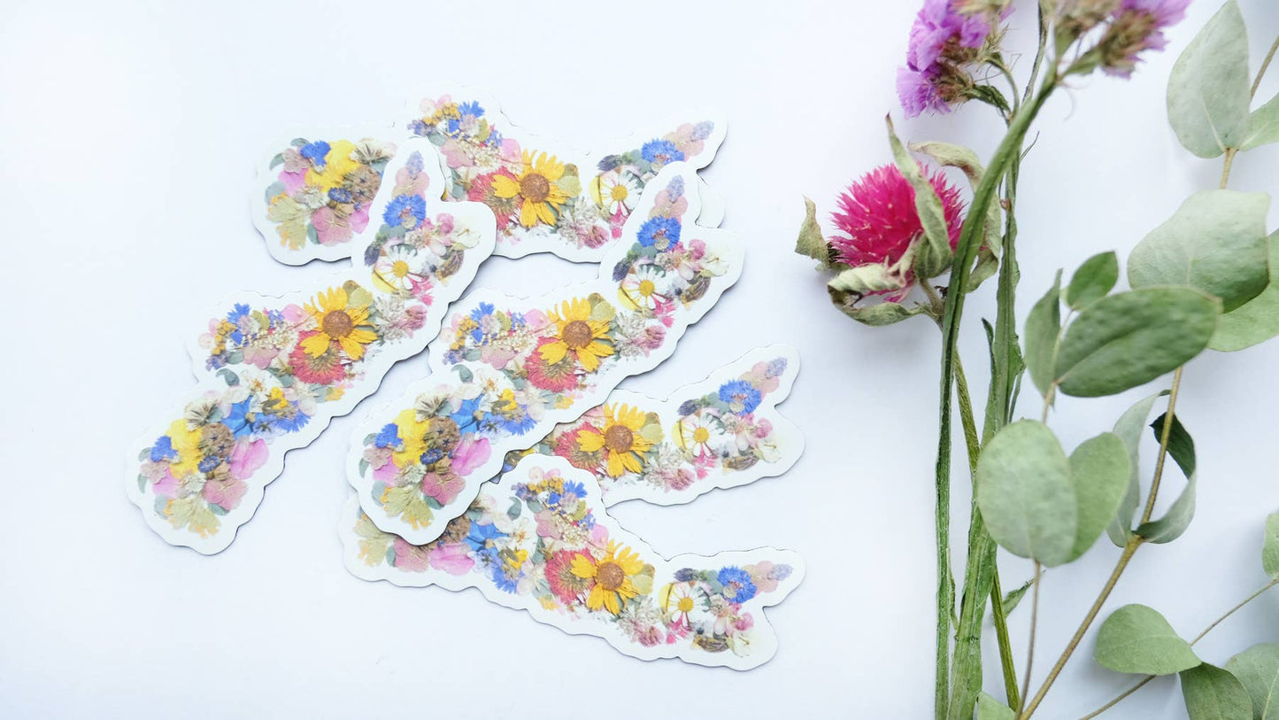 Seek & Bloom Creative Co. - Nova Scotia Map, Pressed Flower 3" Magnet - Agricola Street Books