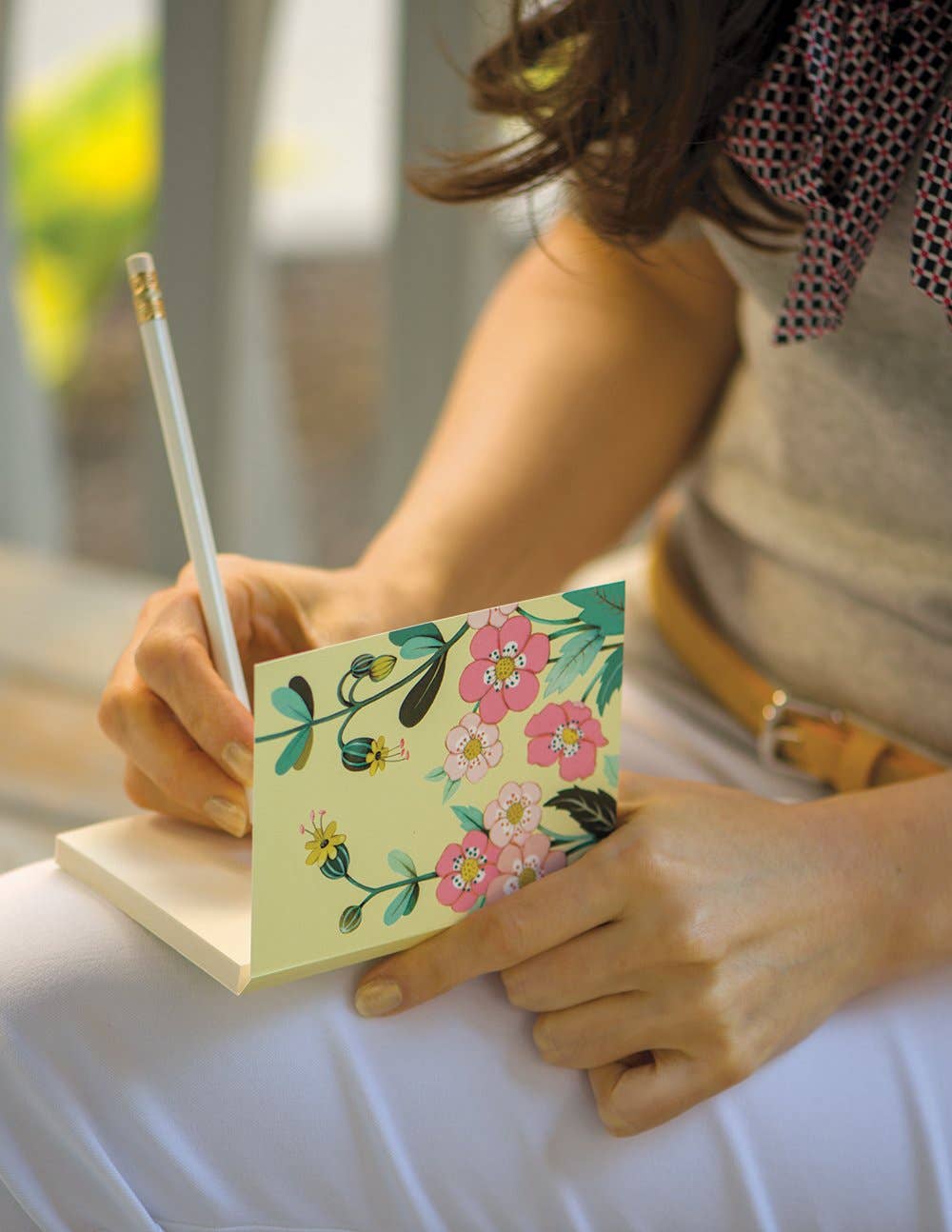 JooJoo Paper - Navy Floral Notepad