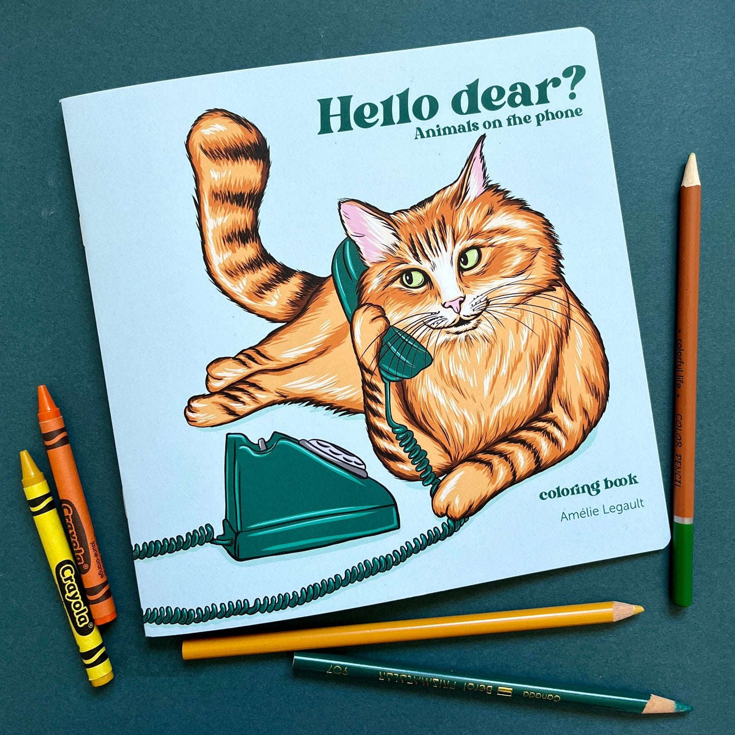 Sardines Studio - Coloring book, Animals on the phone