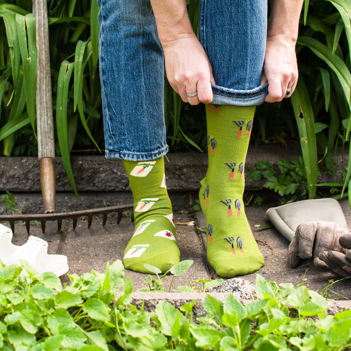 Friday Sock Co. - Women's Socks | Gardening | Plant Socks | Spring